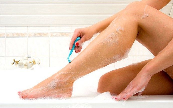 Beauty Hacks après-shampoing en tant que gel de rasage