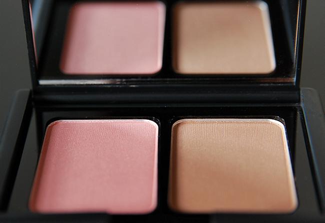 Beauty Hacks blush and bronzer as eye shadow