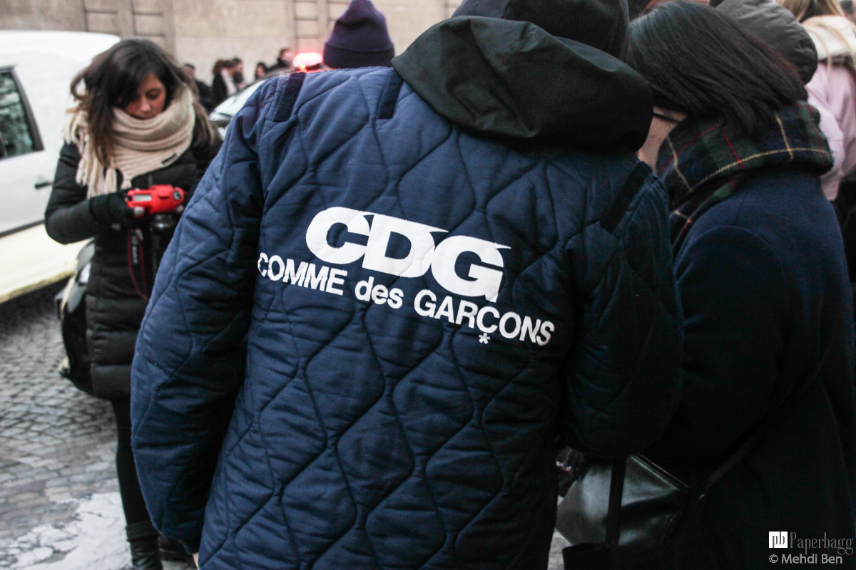 Paris Men’s Fashion Week 2016 Street Style, Valentino (19)z