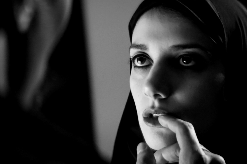 PB CULT  Les Films Must see A girl walks home alone at night  (1)